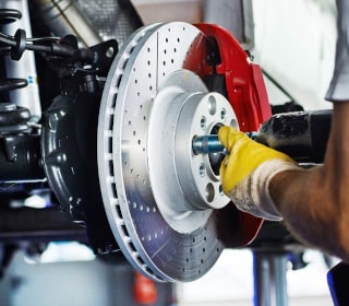 Serwis układów hamulcowych